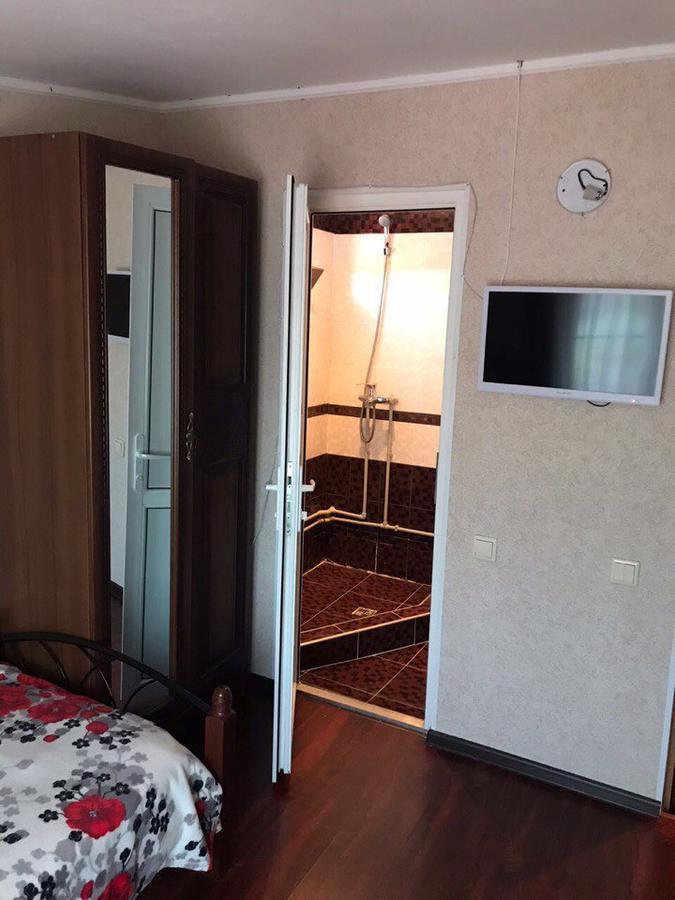 Nina Mini Hotel Gagra Extérieur photo
